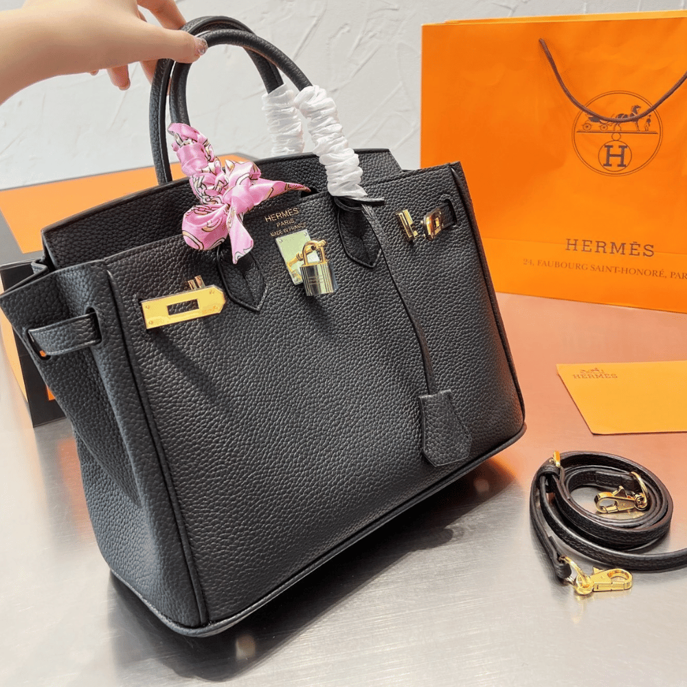 Hermès Birkin Bag Black, 11.8 in (30 cm), Gold-Tone Hardware