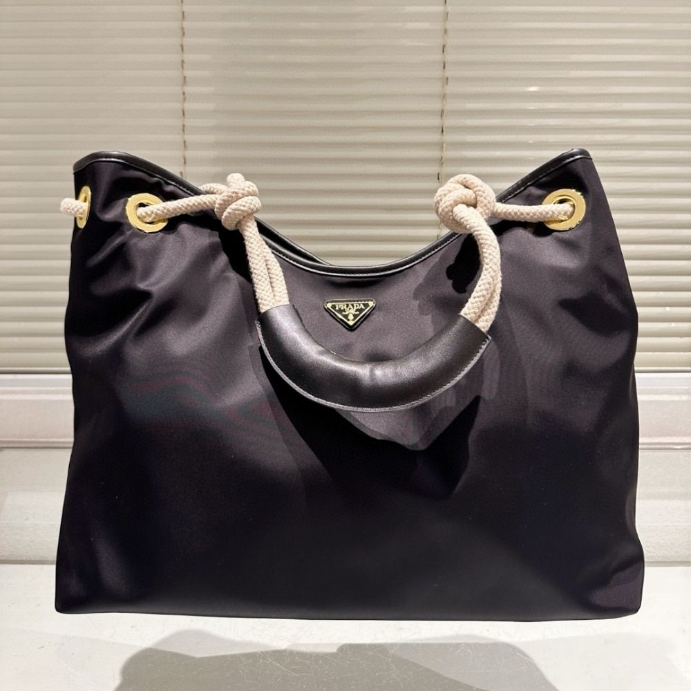 Prada Mariner Large Re Nylon Shoulder Bag Black 18.9 Inches 1Bc244 2Hg8 F0002 V Ooo