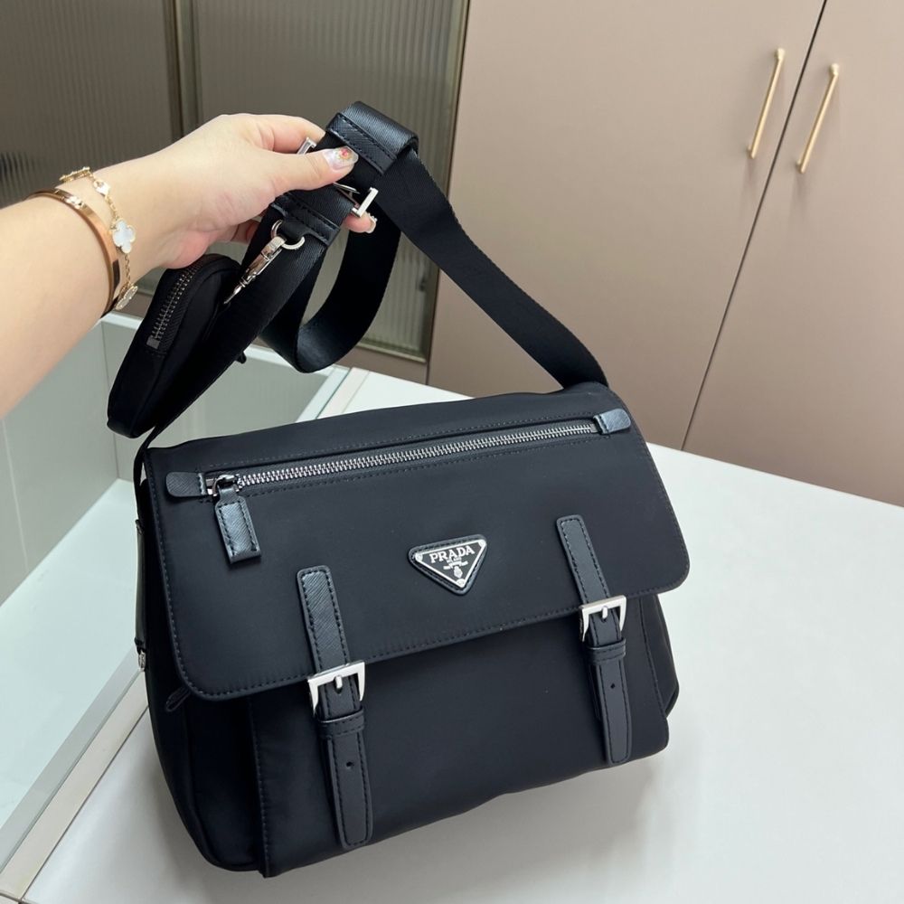 Prada Re Nylon Shoulder Bag Black 11.8 Inches 1Bd953 Rv44 F0002 V B1M