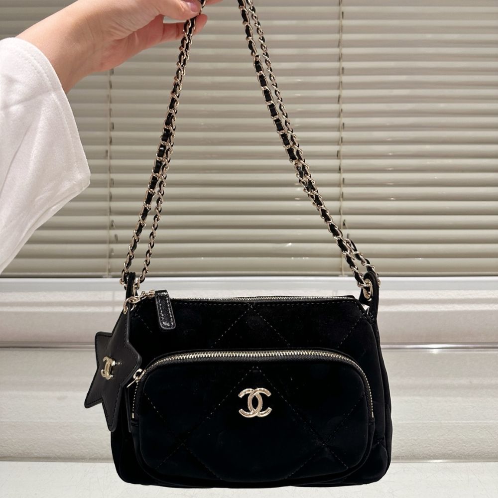 Chanel Clutch With Chain Velvet Effect Nylon And Gold Tone Metal Black 8.3 Inches Ap4771 B21406 94305