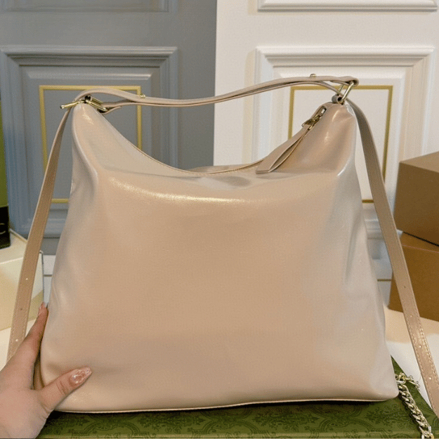 Gucci Interlocking G Tote Bag Beige 15.0 Inches