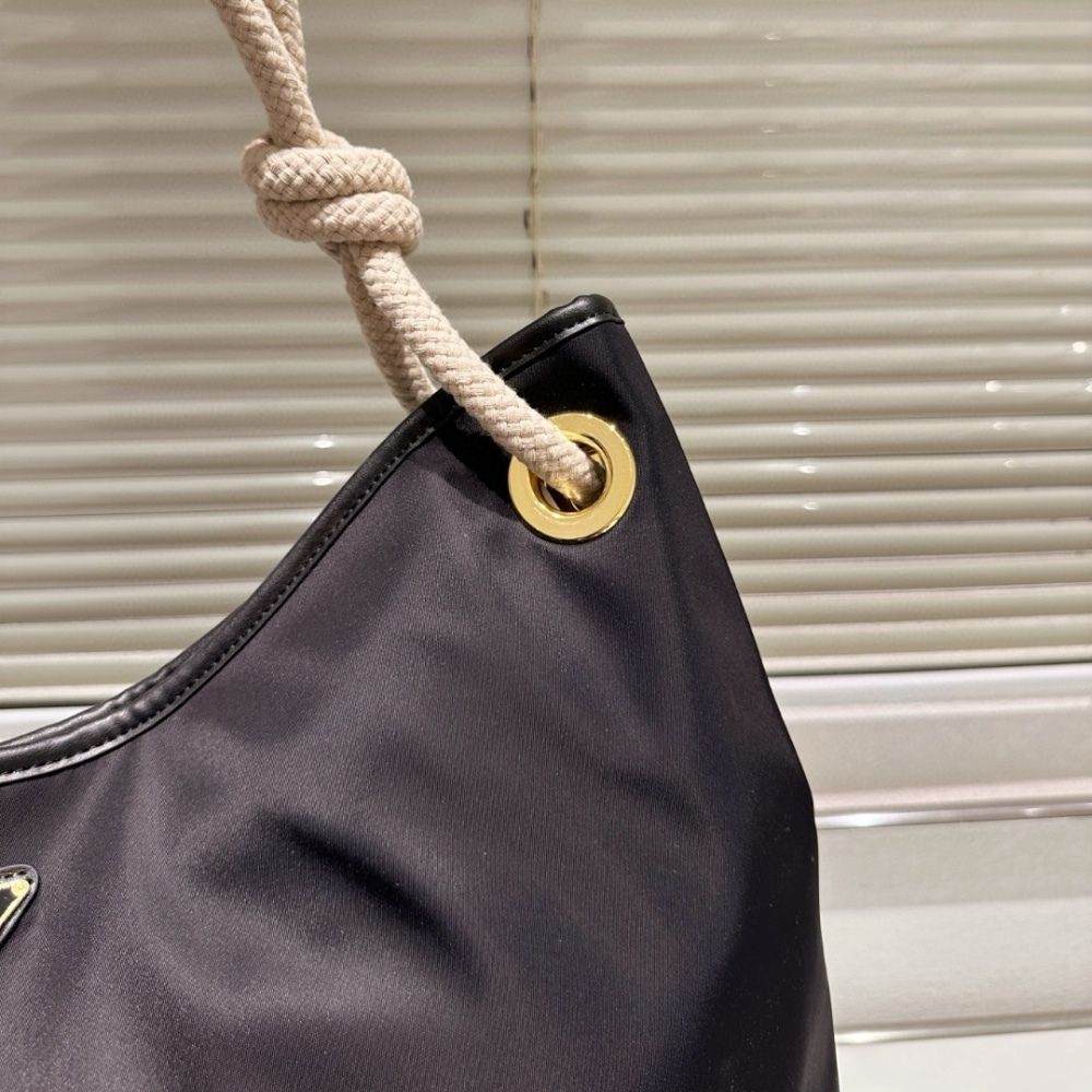 Prada Mariner Large Re Nylon Shoulder Bag Black 18.9 Inches 1Bc244 2Hg8 F0002 V Ooo