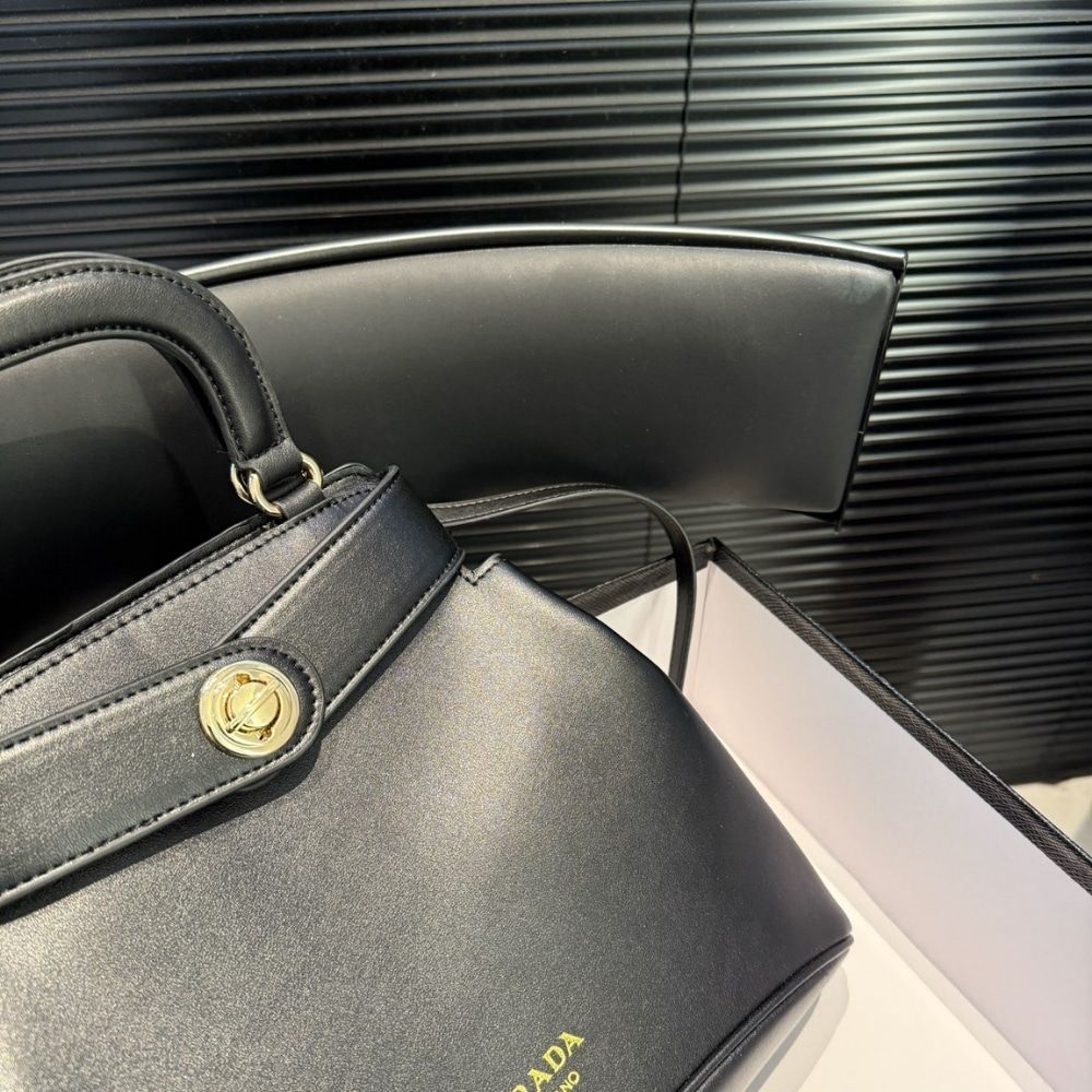 Prada Medium Carey Bag Black 12.2 Inches 1Bg567 2Hia F0002 V Koo
