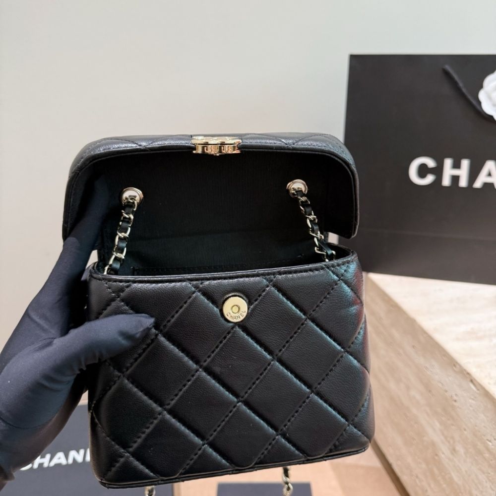 Chanel Small Secret Box Bag Quilted Leather Gold Tone Black 6.3 Inches