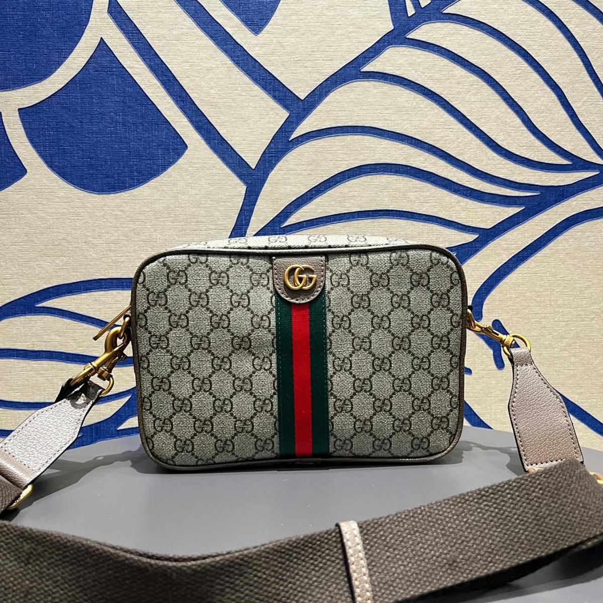 Gucci Ophidia Small Crossbody Bag Beige 9.1 Inches 839155 FAEOF 9745