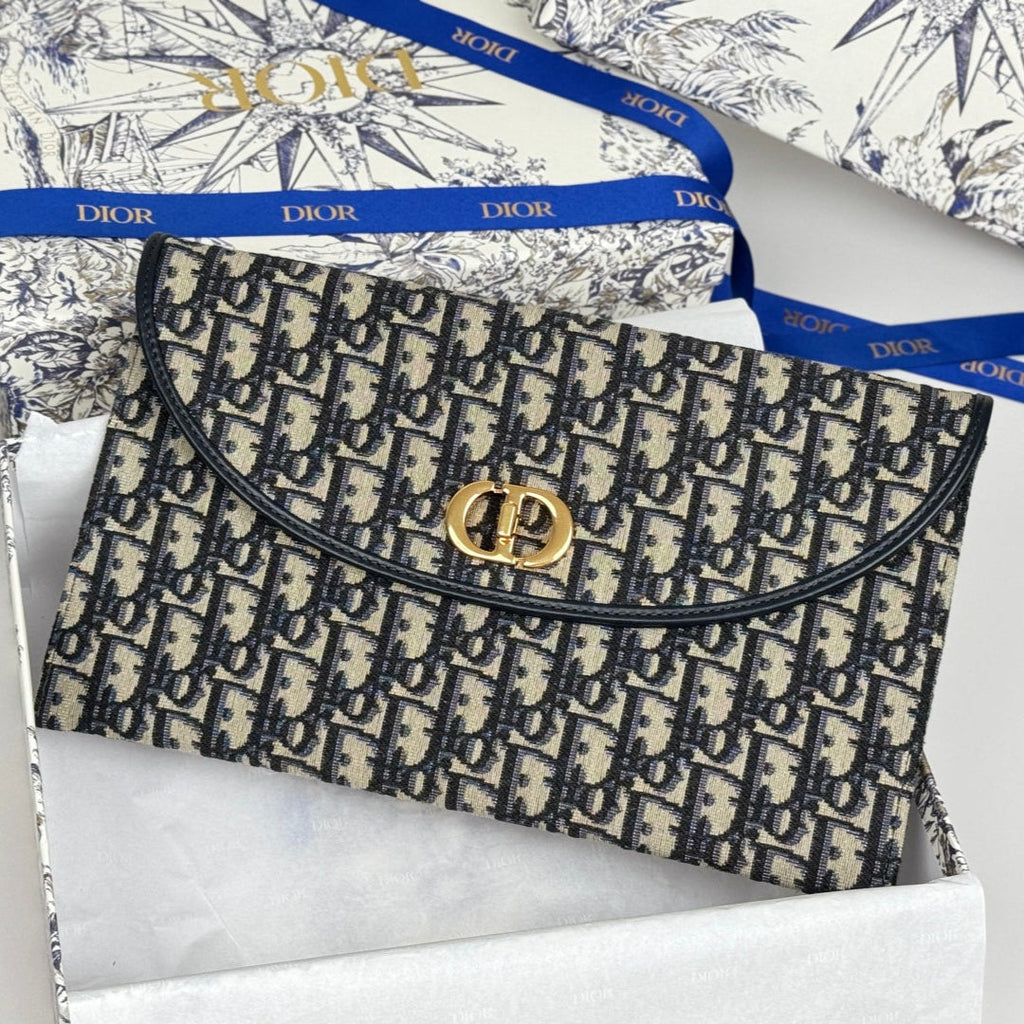 Dior 25S 30 Montaigne Avenue Pouch with Flap 30 in Blue Oblique Jacquard